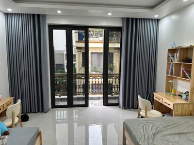 Bán nhà 4 tầng TĐC Hồ Đá   Hồng Bàng   59m , MT 4,5m, đường 11m ô tô tránh   Giá 5,85 tỷ 0