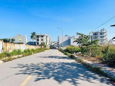 Đất 60m  cạnh TĐC Kiến Thiết   Sở Dầu, Hồng Bàng   MT 4m, đường 8m vỉa hè   giá 4,23 tỷ 0