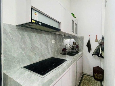Bán gấp nhà 2 tầng mặt phố Bế Văn Đàn, 53m2, mặt tiền 3.3m, 2 mặt thoáng, kinh doanh, giá 16 tỷ 1