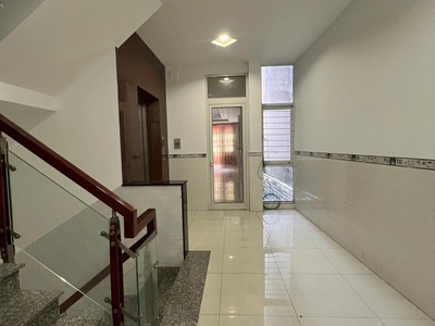 Bán Nhà Nở Hậu 5 Mặt Tiền Đường Nguyễn Oanh  -Hà Huy Giáp -8 Phòng ngủ,8 wc 15