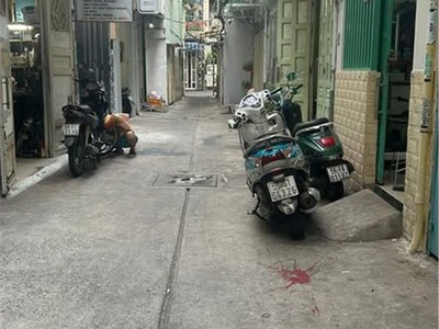 Nhà đường số 4 cư xá đô thành phường 4 cũ quận 3. 0