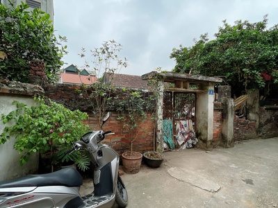 Bán 110m2 đất, thị trấn phúc thọ,hà nội,ô tô ,30m ra ql32 0