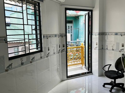 Bán nhanh căn nhà mới 100 vị trí đẹp bình tân, gần aeon tân phú 4