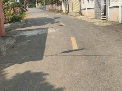 Bán 1800m2 đã chia 14 lô 100 thổ cư đất thôn 7 Phú Cát 2 mặt đường oto tránh nhau 0