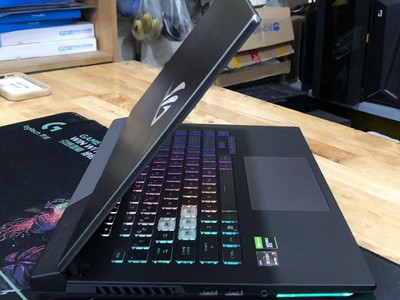 Laptop Asus ROG Strix G513 Ryzen 7-4800H Ram 16GB SSD 512GB 2 VGA Rời GTX 1650 Màn Full HD 144Hz 3