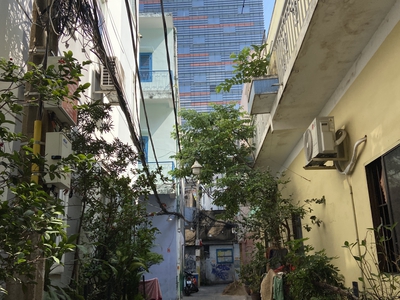 Bán Nhà Hẻm 102 Đường Cống Quỳnh Quận 1.DT:3,7 x14m.Giá 9 tỷ 1