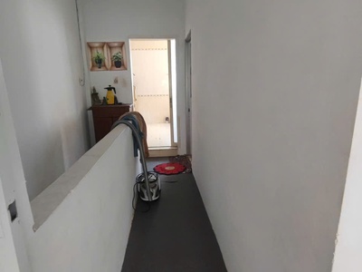 Cho thuê văn phòng nguyên hồng, p.11, 50m2, 2 phòng   1 wc, 9tr 3