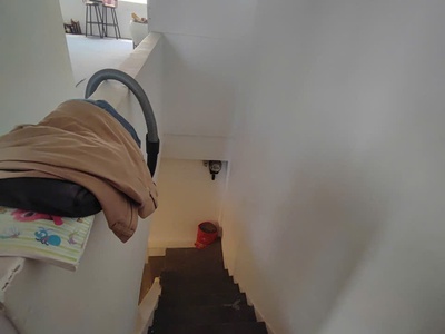 Cho thuê văn phòng nguyên hồng, p.11, 50m2, 2 phòng   1 wc, 9tr 4