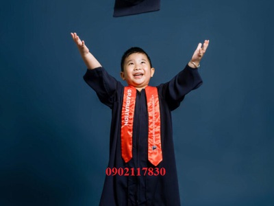 Cho thuê Áo cử nhân cấp 1 TẠI BẾN TRE 2