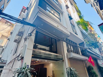 Bán nhà 6 tầng phố tôn đức thắng, đống đa, ô tô vào nhà, dân xây, 40m, nhình 16 tỷ 0