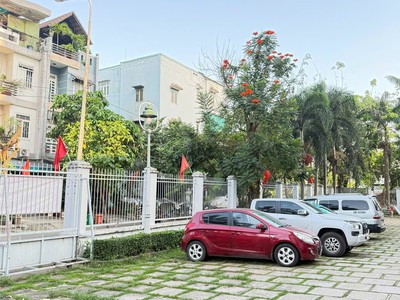 - ngộp bank   giá chạm đáy khu vực  - chỉ 4.8 tỷ   sở hữu ngay 141m  thới an q12 - ô tô đỗ 24h 2