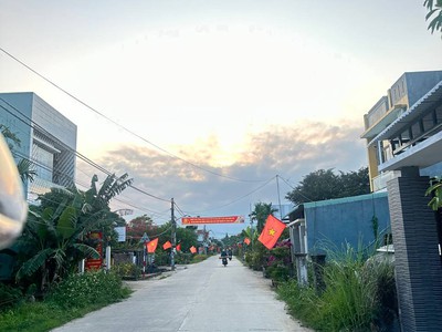 Đất ven Đà Nẵng Điện Tiến cũ sát trục chính DT605 0