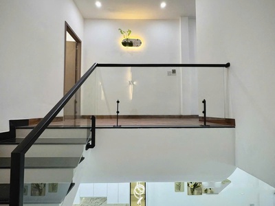 Nhà mặt phố to tổ bố 1