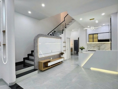 Nhà mặt phố to tổ bố 13