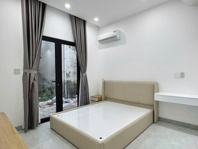 Nhà mặt phố to tổ bố 19