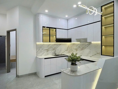 Nhà mặt phố to tổ bố 18