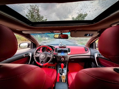 Cần bán con xe Kia forte koup 2