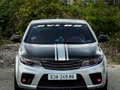 Cần bán con xe Kia forte koup 4