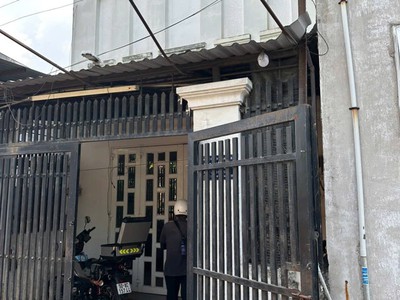Cho thuê nhà nguyên căn Đường 17 P.Linh Trung Thủ Đức 72m  1 trệt 1 lầu 2PN2WC hẻm xe hơi giá 8tr/th 0
