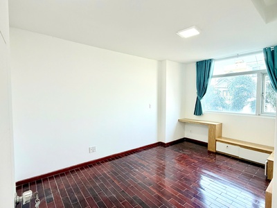 Chính chủ căn góc 83m2 Hoàng Kim Thế Gia, sổ hồng sẵn, nhà mới, nội thất 3