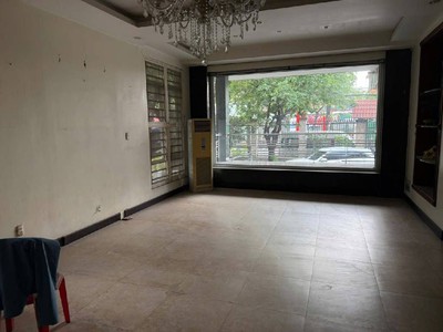 Cần bán-biệt thự phố - lê thị riêng-  q12,- 1053m2  giá chỉ 76 tỷ, bán gấp 3