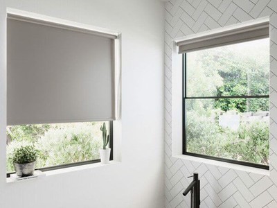 Rèm Cuốn Che Nắng Cửa Sổ 0