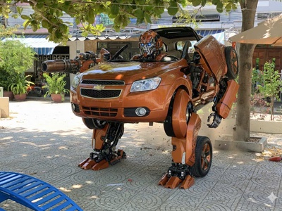 Xe Mỹ 7 chỗ , máy êm , mạnh , rộng rãi chỉ hơn 1 trăm xí xi 4