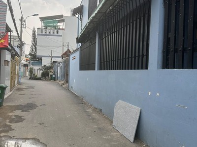 Cho thuê nhà hẻm ô tô Đường Số 9, P.Linh Tây, Thủ Đức   180m , 4PN2WC, ở ngay   10tr/tháng 0