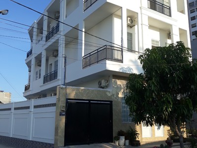 Cho thuê phòng trọ gần CC 4S Linh Đông   30m  gác, ban công   4tr/tháng 4