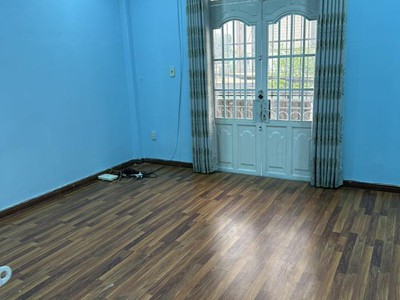 Cho thuê nhà hẻm ô tô Đường Số 9, P.Linh Tây, Thủ Đức   180m , 4PN2WC, ở ngay   10tr/tháng 8