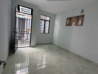 Nhà ngay đầu đường tân phước giáp mặt tiền , chính chủ shr cần bán 2