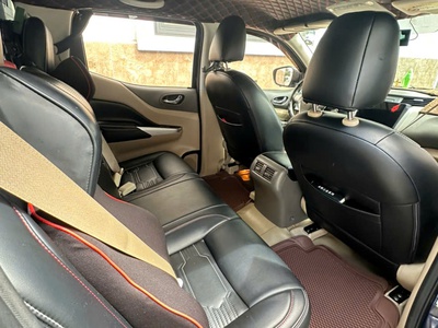 BÁN Nissan Navara 2017 máy dầu số tự động giá tốt 2