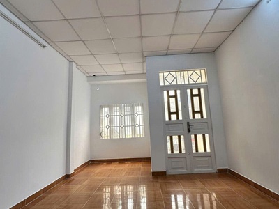 Nhà  Nở Hậu  Tài  Lộc   HT26   3.68 TỶ 2