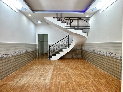 Nhà  Nở Hậu  Tài  Lộc   HT26   3.68 TỶ 1