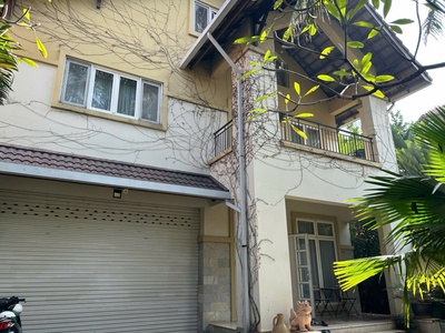 Biệt thự 651m2 - 2 mặt tiền - compound nguyễn văn hưởng, thảo điền 1 - 3 tầng - 110 tỷ 0