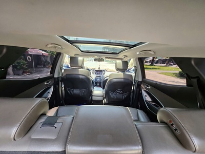 Cần bán Hyundai SantaFe 2018, máy dầu, bản 2.2L đặc biệt 4WD, màu đen, 7 chỗ. 8