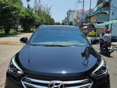 Cần bán Hyundai SantaFe 2018, máy dầu, bản 2.2L đặc biệt 4WD, màu đen, 7 chỗ. 0