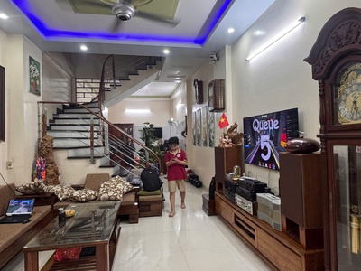 Bán Nhà 3 tầng Độc Lập Oto Đỗ Cửa   KHÔNG Ngập Lụt   CHỈ 4.2 TỶ 3