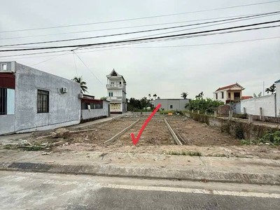 - Mặt đường TRUNG NGHĨA, NAM ĐỒ SƠN chỉ hơn 1 tỉ 1