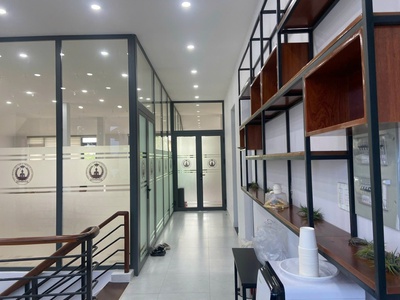 Biệt thự rộng 450m2 thảo điền - compound bờ sông nguyễn văn hưởng - 2 mặt tiền - 242tr/m2 1