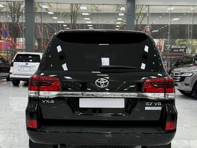 Bán Toyota Land Cruiser 4.6 V8 sản xuất 2020, 4 ghế VIP. 4