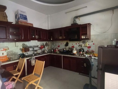 10tr  Cho Thuê Nhà Hẻm Tải, P.Linh Chiểu, Thủ Đức  Gần ĐH Ngân Hàng  - 5pn2wc 1