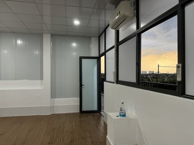 4tr  Cho thuê phòng trọ gần Chung cư 4S Linh Đông   35m , ban công   máy lạnh 3