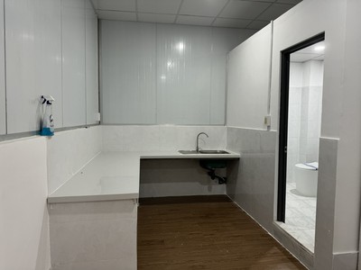 4tr  Cho thuê phòng trọ gần Chung cư 4S Linh Đông   35m , ban công   máy lạnh 4