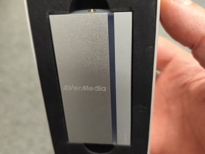 Thiết bị ghi hình ExtremeCap UCV SDI USB 3.0 AVerMedia BU111 0