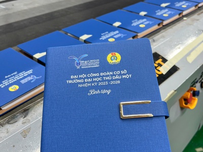 Xưởng Quà Tặng Đồ Da   Giải Pháp Cho Đại Hội   Doanh Nghiệp 2