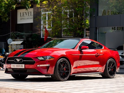 Bán Ford Mustang 2.3 EcoBoost 2020 màu đỏ, nhập Mỹ 1