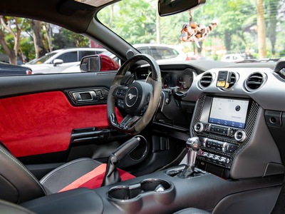 Bán Ford Mustang 2.3 EcoBoost 2020 màu đỏ, nhập Mỹ 9