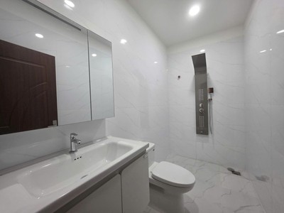 Bán nhà mặt phố kha vạn cân, linh trung, thủ đức, tp hcm. dt 120m2, 2 tầng. giá 10.1 tỷ, shr. 4