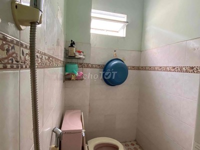 Phòng trống tầng 2 quận 10 2